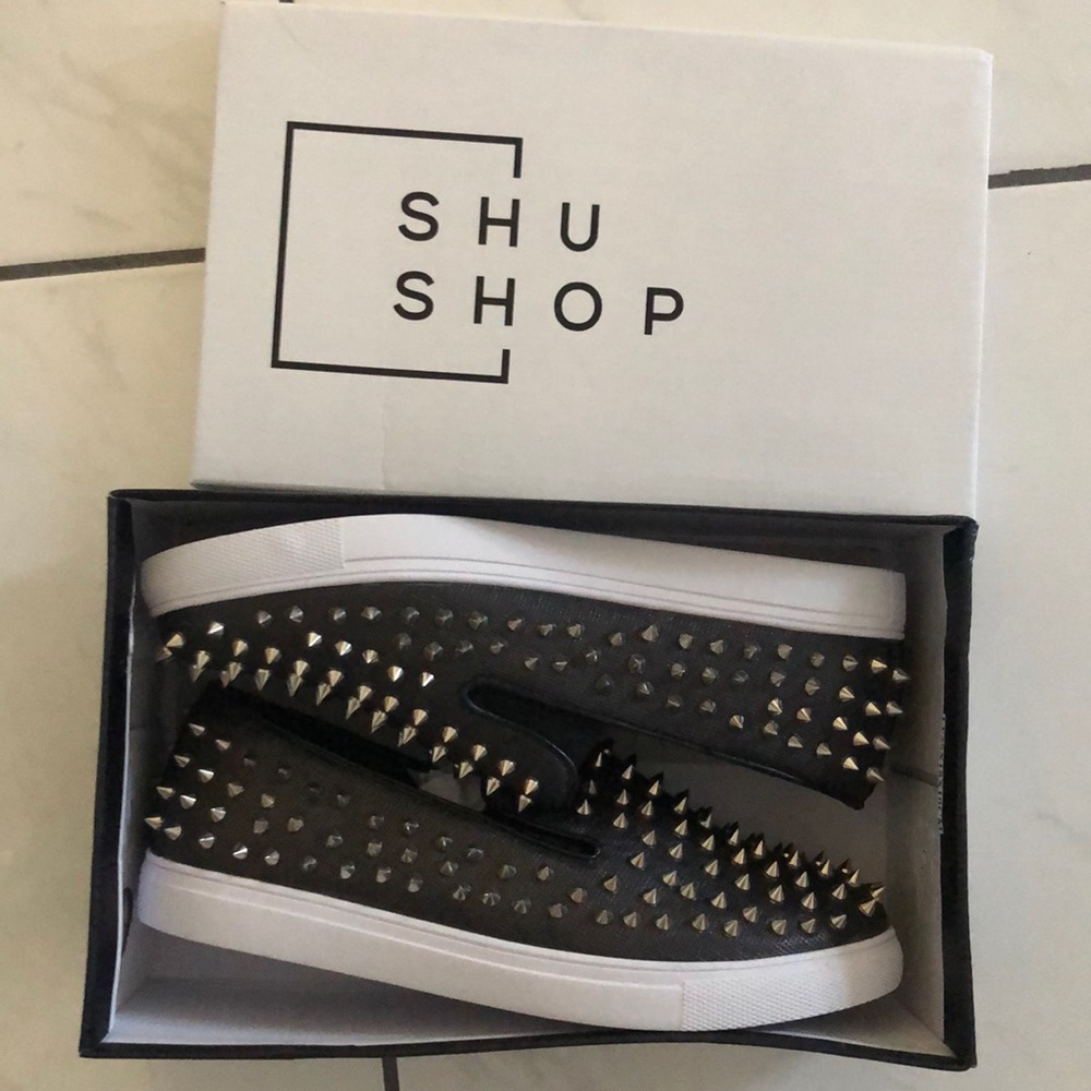 Stud Shoes